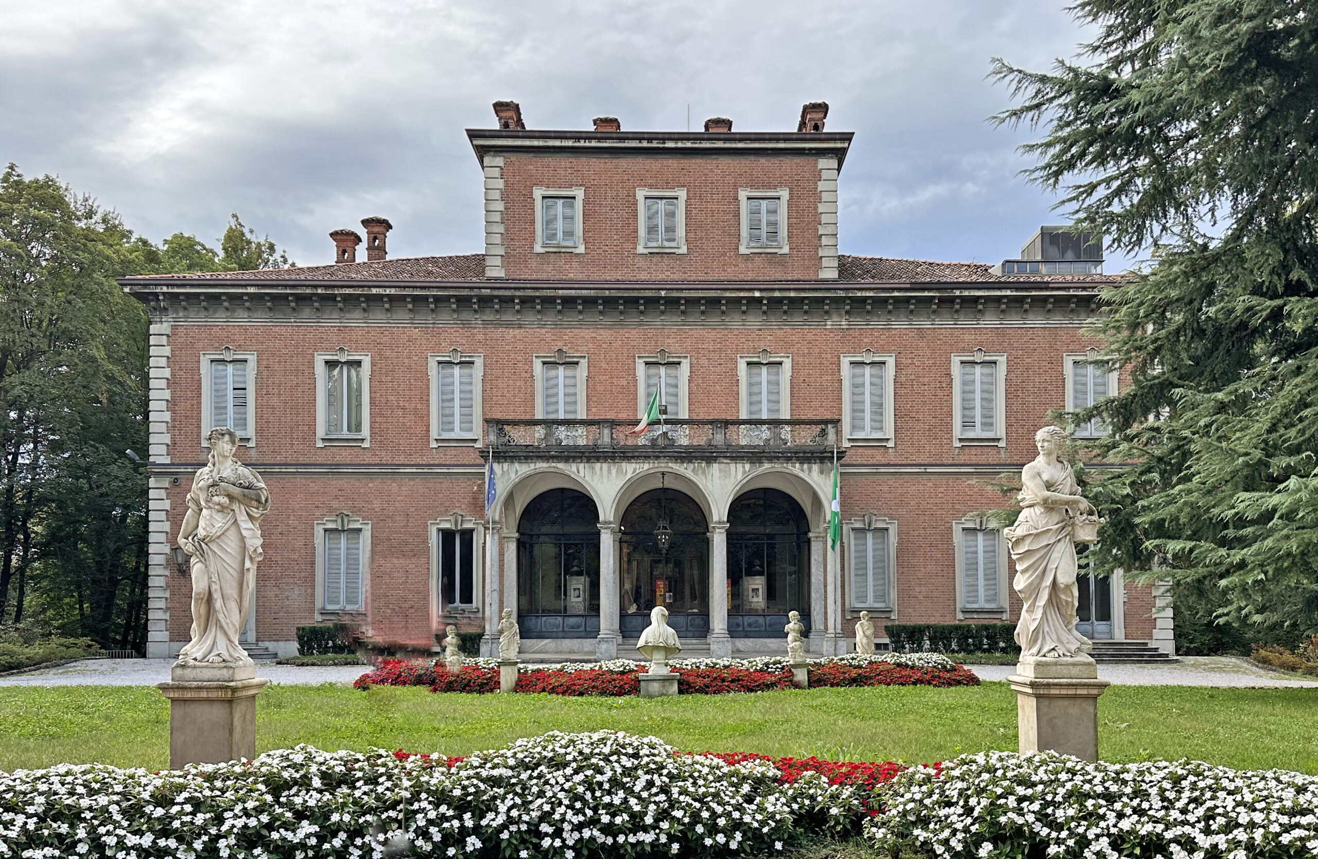 Villa Confalonieri
